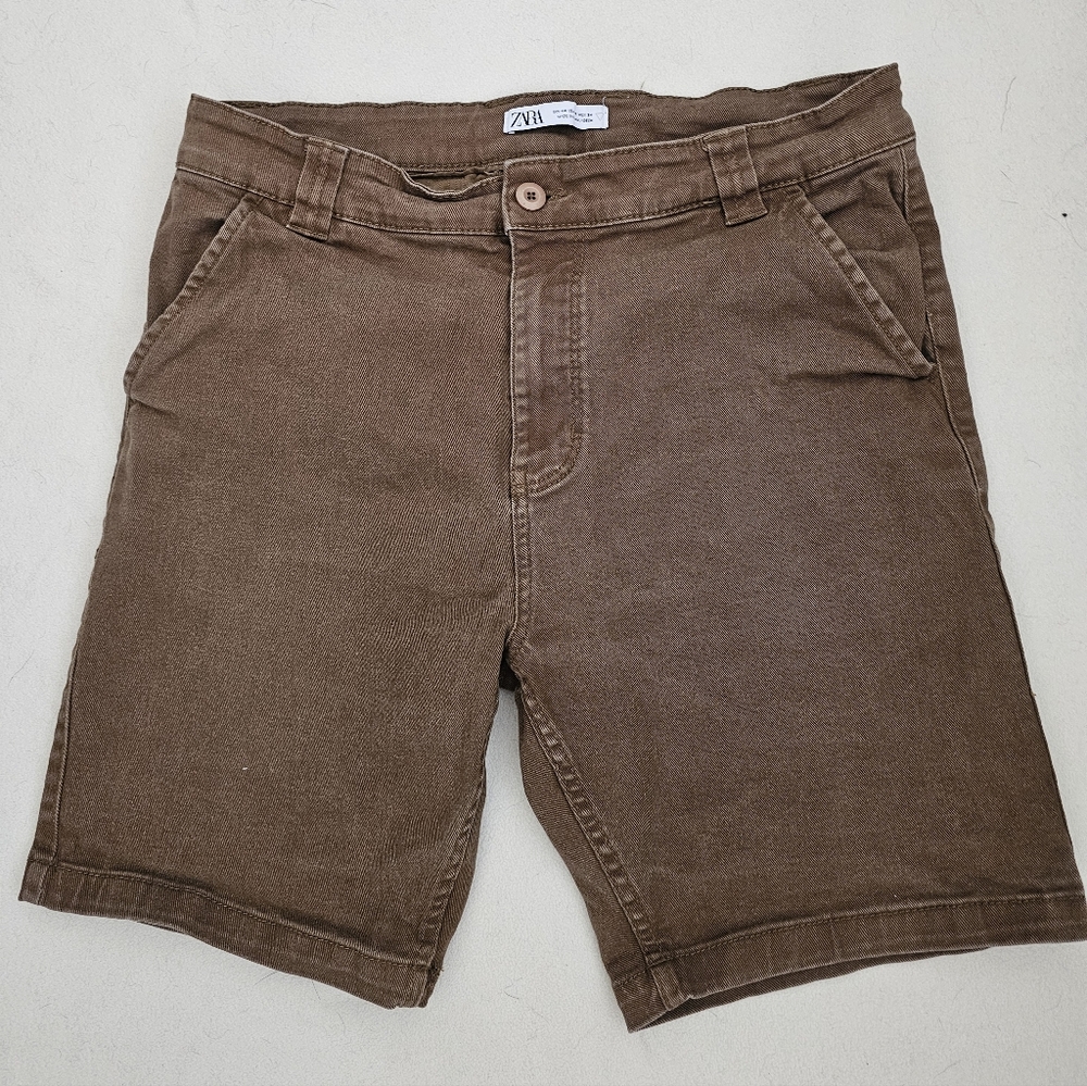 Zara Jeans Shorts Mens STRETCH Size 34. Brown Color.